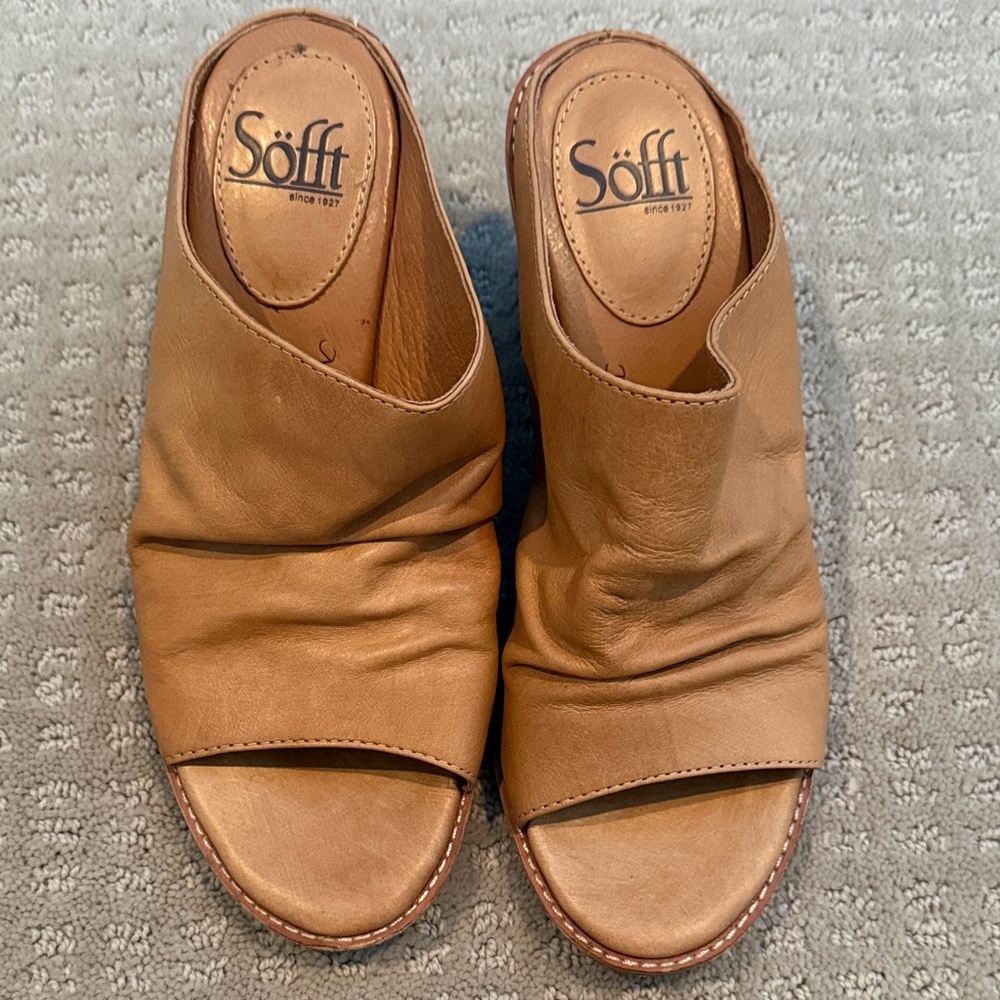 Sofft leather wedge mule Women's Tan Leather Sandals 7